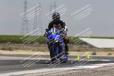 media/Aug-03-2025-TrackDaz (Sun) [[bf4a71acf9]]/C Group/1240pm (Wheelie Bump)/